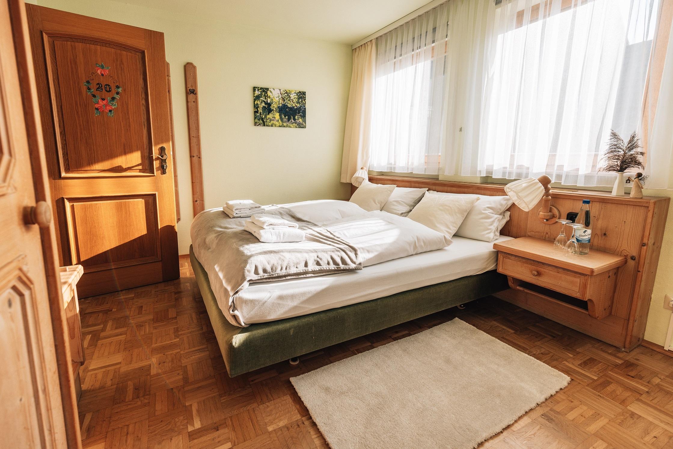 Hotel Krone Tauberrettersheim Luaran gambar